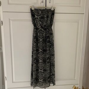 Elegant Black and Gray Strapless Dress